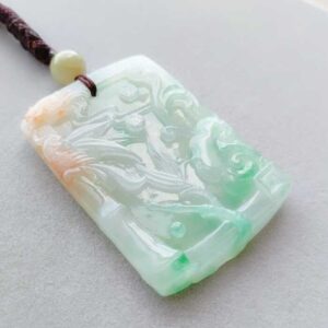 65 冰糯翡翠如意山水牌 重30.78克 有证书