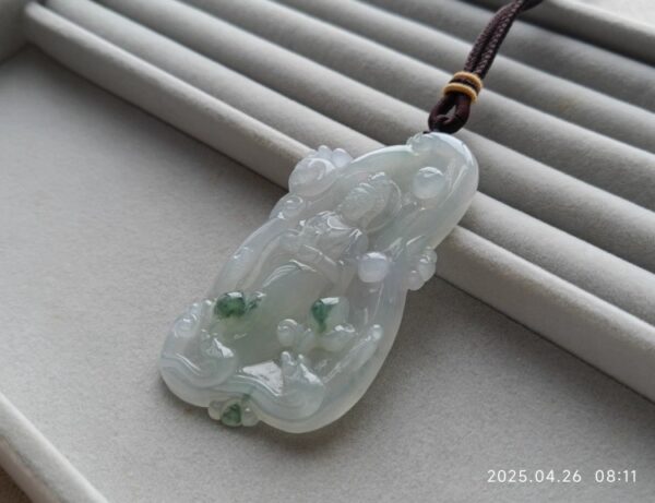 净 老货清 冰种飘花翡翠观音大挂件 重30.56克