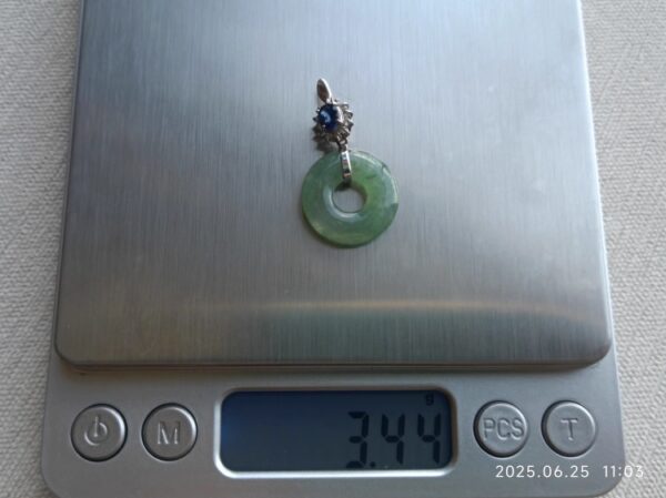 柔 铂金PT900镶嵌40分蓝宝石搭配冰种翡翠玉环吊坠 重3.44克 - 图片 5