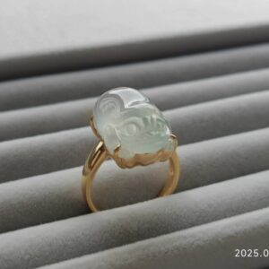 义卖品 冰种起刚貔貅戒指 18K金 13号戒圈 重7.13克