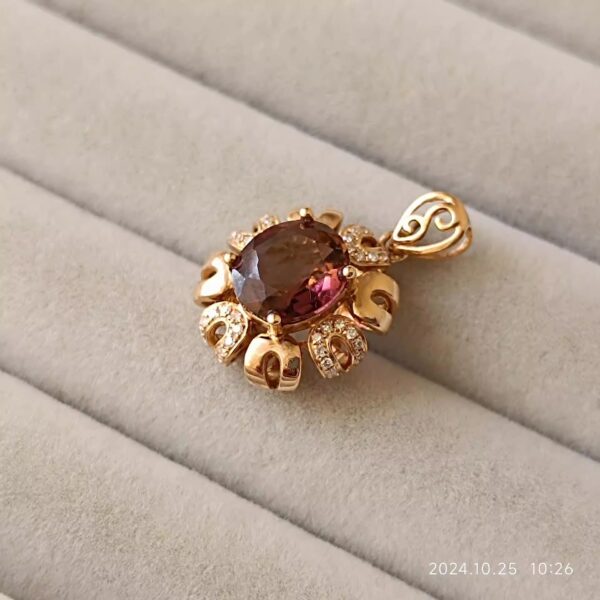 义卖品 老 18K金镶碧玺吊坠 重2.39克