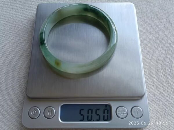 义卖品 老货性价比 57圈洒金绿底翡翠手镯 重50.5克 - 图片 6