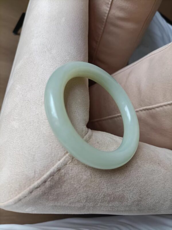义卖品 老 老货性价比 和田玉圆条手镯 圈口56