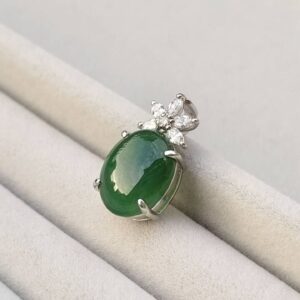 义卖品 老 PT900镶6.26克拉冰种老绿翡翠吊坠 重4.17