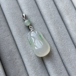 沛 18K冰种翡翠小福瓜吊坠