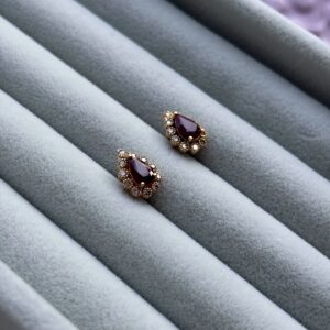 义卖品  老 红宝石耳钉18K